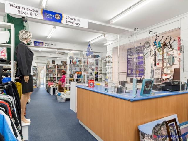 Retail for rent in Cowes, Bass Coast Shire