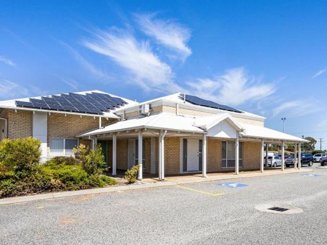 Retail for rent in Cooloongup, Western Australia