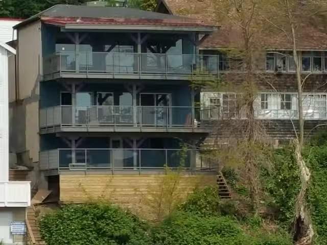 House for sale in Gibsons, British Columbia
