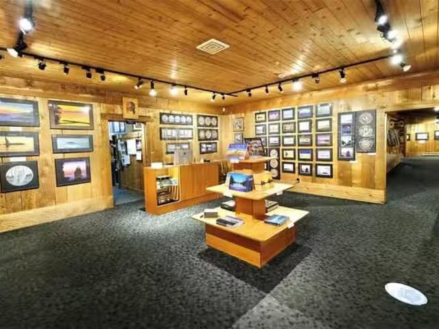 House for sale in Clayoquot, British Columbia