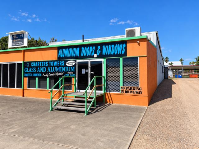 Warehouse for sale in Charters Towers City, Charters Towers