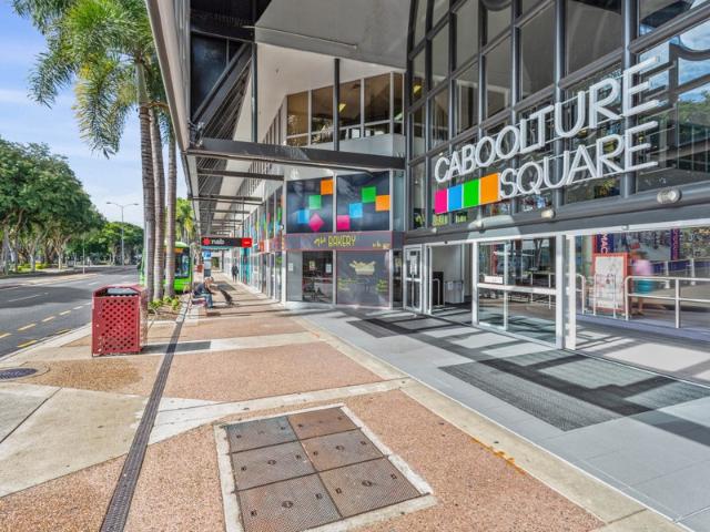 Retail for rent in Toombul, Queensland