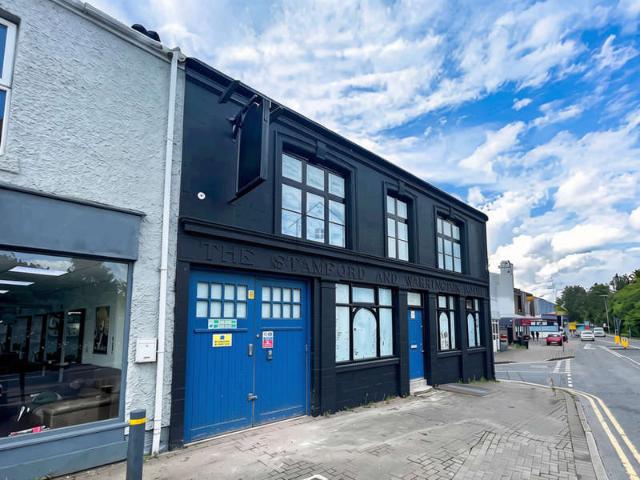 Commercial for rent in Coalville, Leicestershire