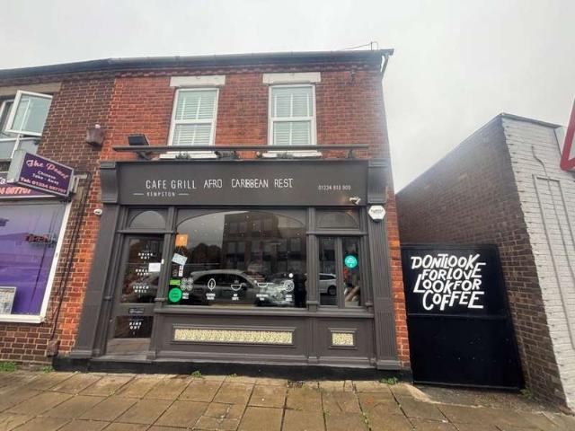 Commercial for rent in Bedford