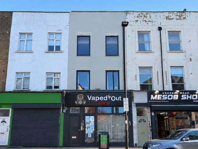 Commercial for sale in London Borough of Islington, Greater London