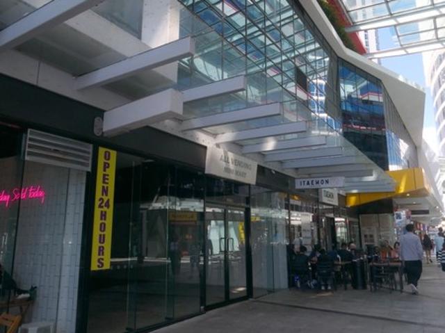 Retail for rent in Southport, Gold Coast City