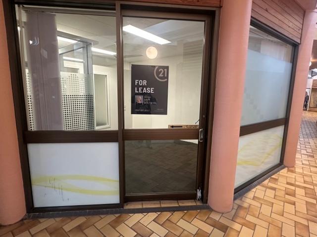 Retail for rent in Toombul, Queensland