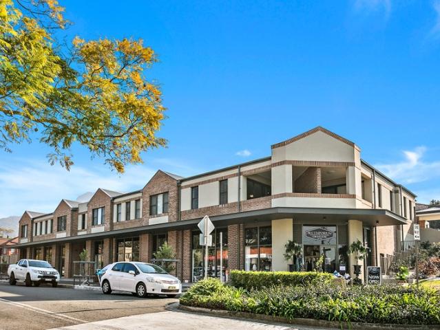 Retail for rent in Wollongong West, New South Wales