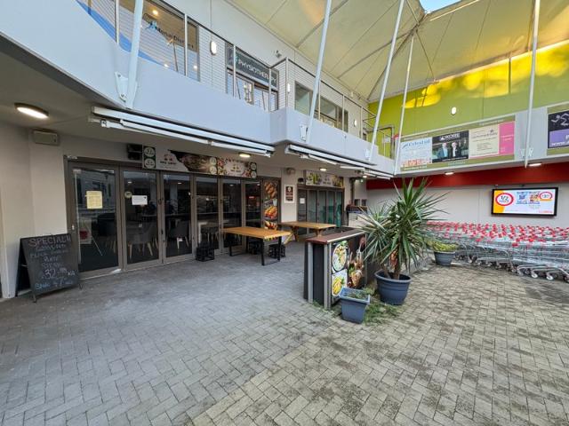 Retail for rent in Sutherland, New South Wales