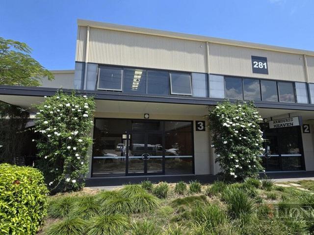 Retail for rent in Toombul, Queensland