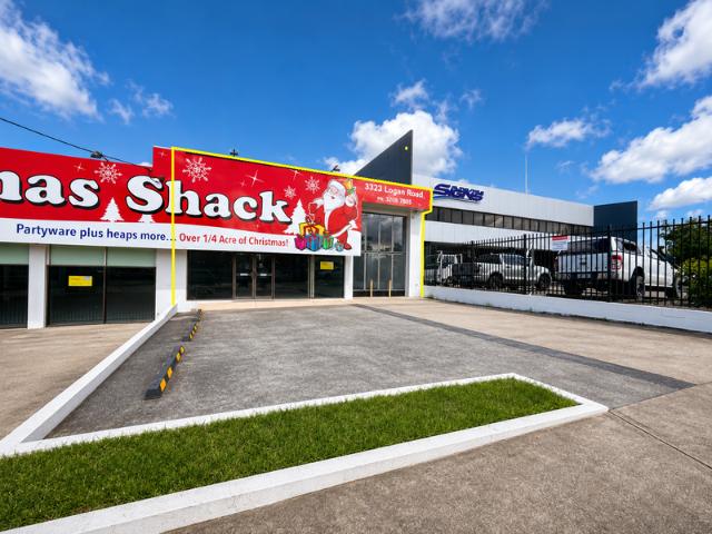 Warehouse for rent in Toombul, Queensland