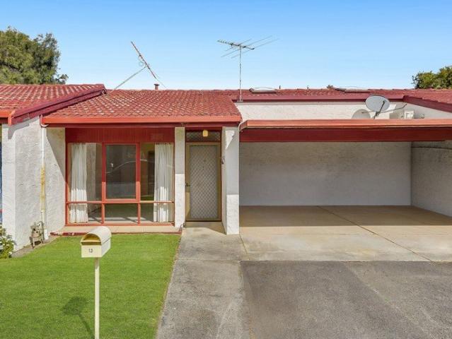 Apartment for sale in Clarinda, Melbourne