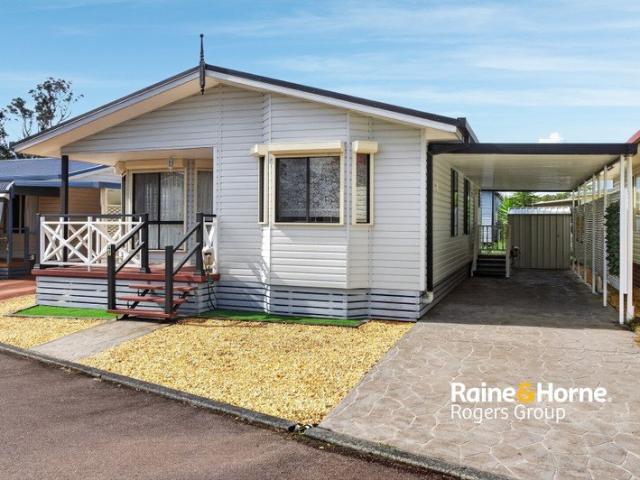 House for sale in Chain Valley Bay, New South Wales