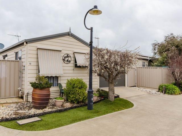 Villa for sale in Mooroopna, Victoria