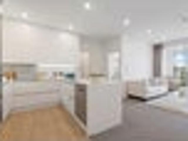 Apartment for sale in Whangaparaoa
