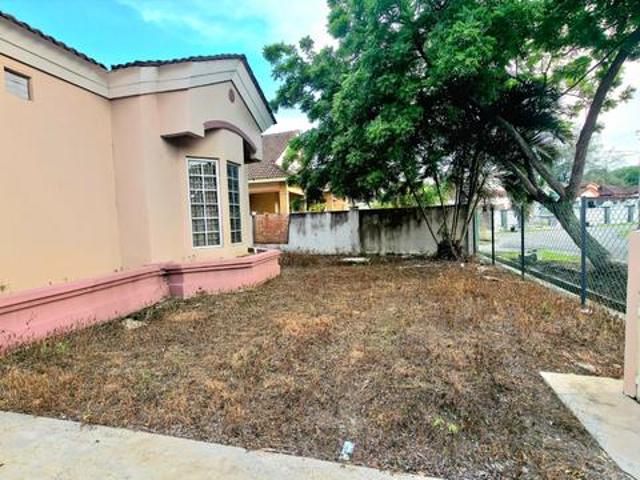 Bungalow for sale in Tanjong Sepat, Selangor