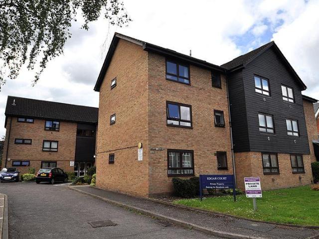 House for sale in New Malden, Greater London