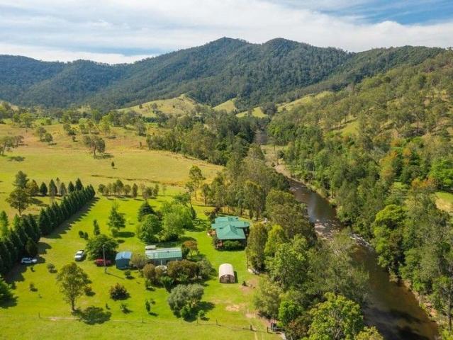 Cottage for sale in Mount Seaview, New South Wales