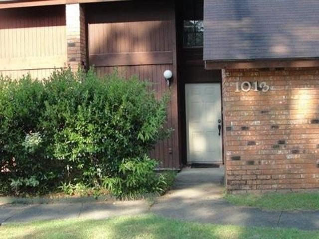 House for sale in Pineville