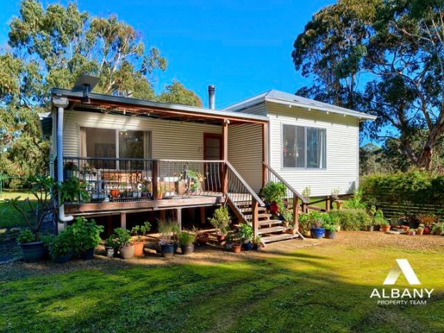 House for sale in Youngs Siding, Western Australia