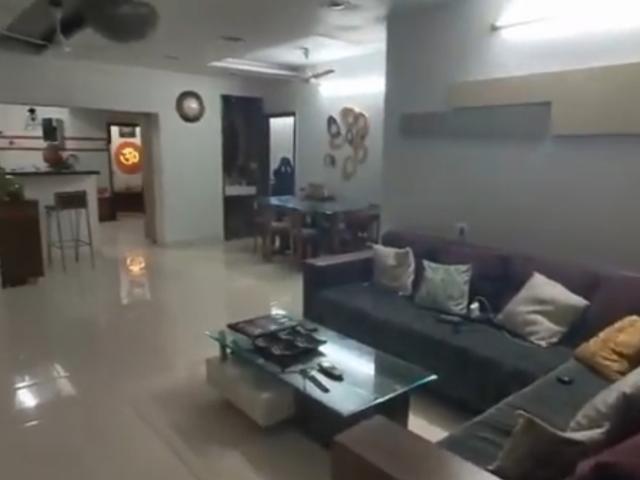 Flat for sale in Ahmadabad, Gujarat