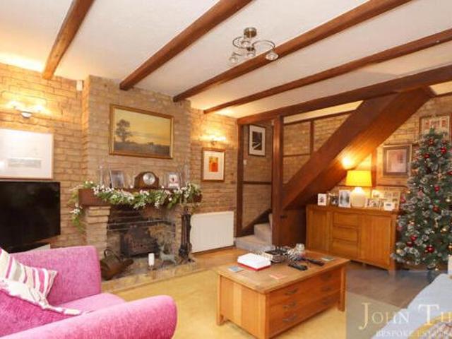 House for sale in Chigwell, Epping Forest