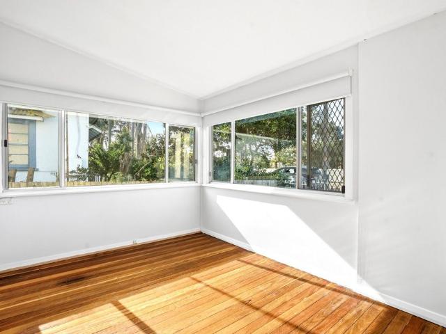 House for rent in Blue Bay, New South Wales