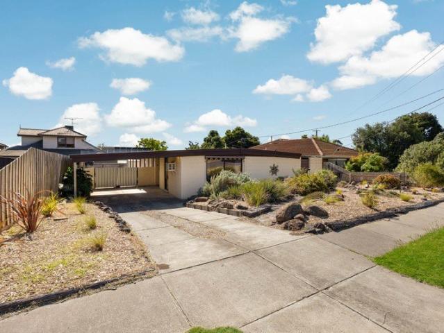 House for sale in Sunbury, Melbourne