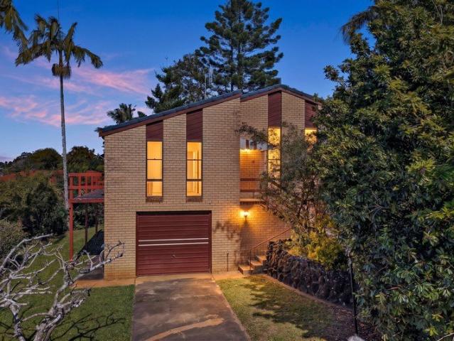 House for sale in Ocean Shores, New South Wales