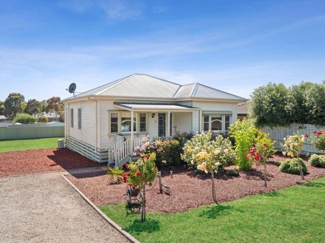 House for sale in Kyneton, Victoria
