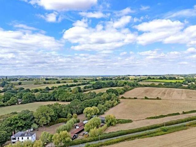 House for sale in Howe Green, Chelmsford