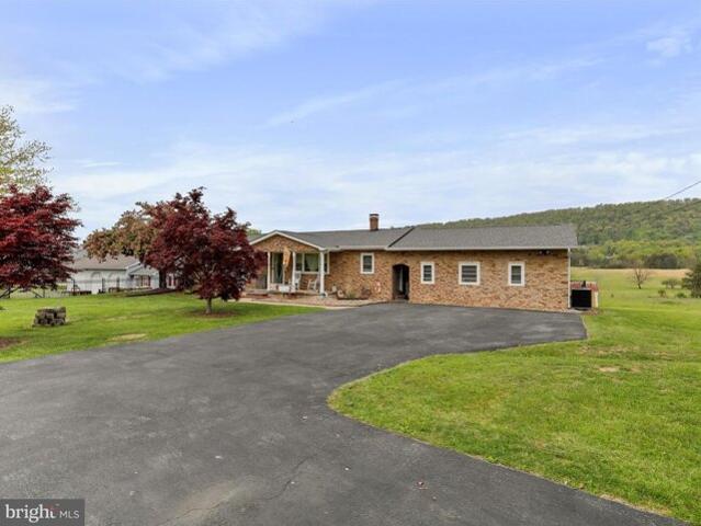 House for sale in Gerrardstown