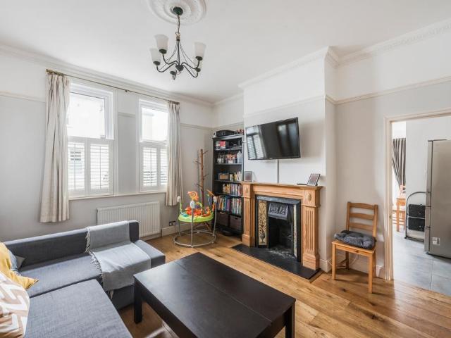 Apartment for rent in London Borough of Wandsworth, Greater London