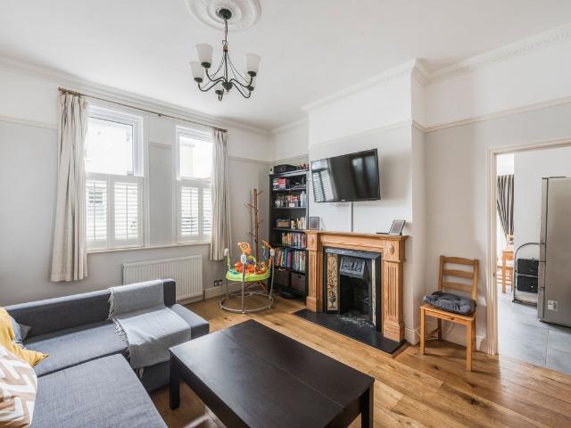 Apartment for rent in London Borough of Wandsworth, Greater London