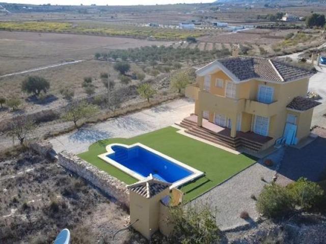 Chalet en venta en Diputació, l'Alacantí