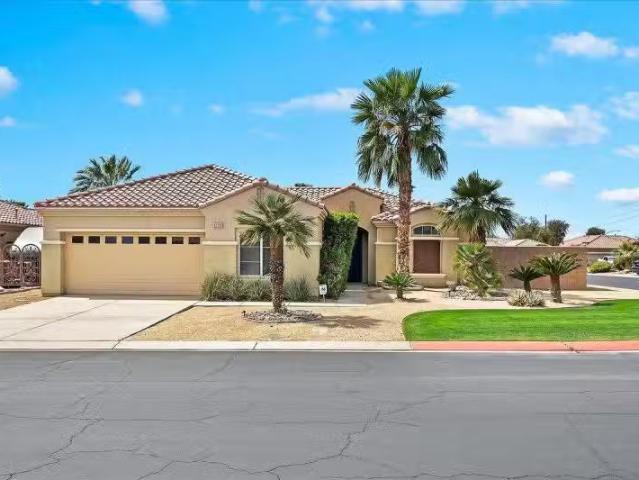 House for rent in Riverside