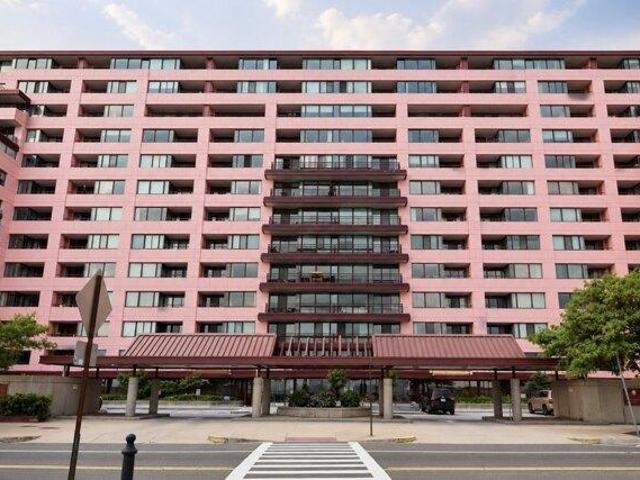 Condo for sale in Oak Island, Revere
