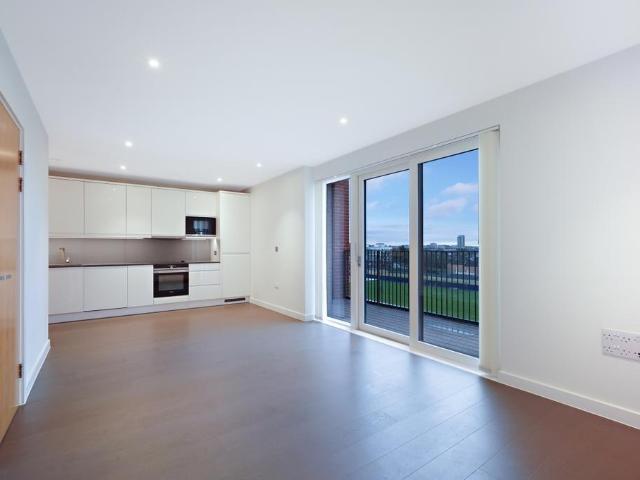 House for rent in Colindale, Greater London