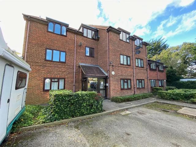 Apartment for rent in Lane, Greater London