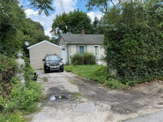House for sale in Centereach, New York