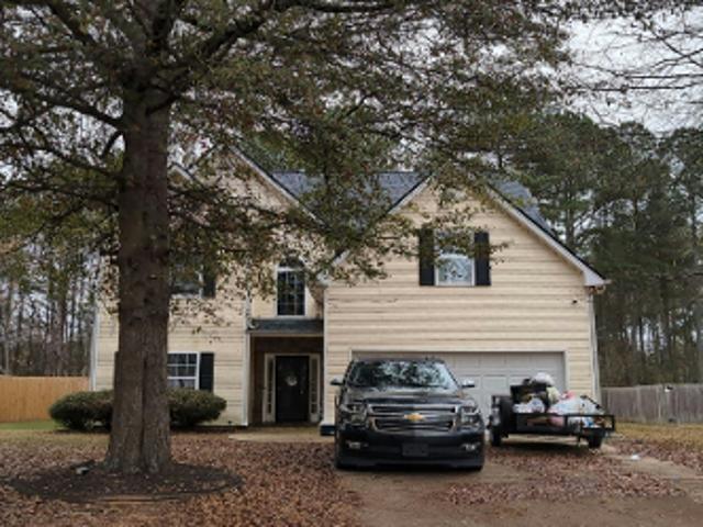 House for sale in Hampton, Georgia