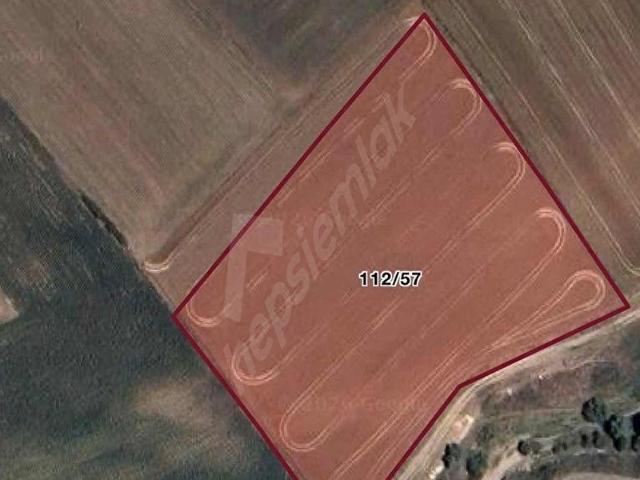 Yuvalı Mahallesi, Saray içerisinde satılık Arsa