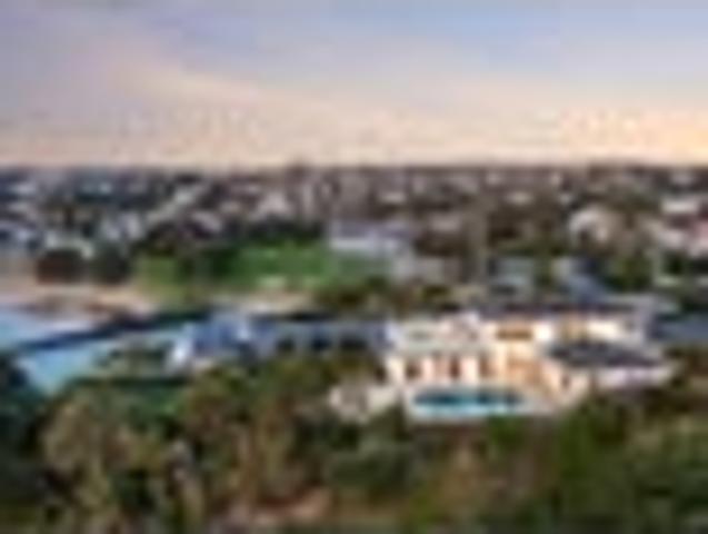House for sale in Castor Bay