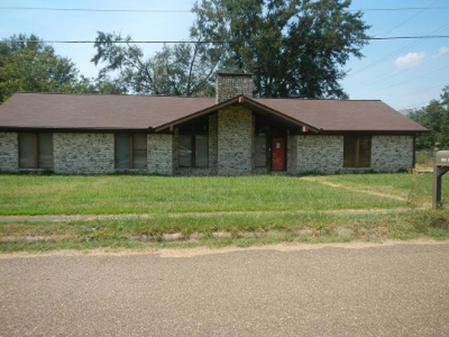 House for sale in Hooks, Bowie County