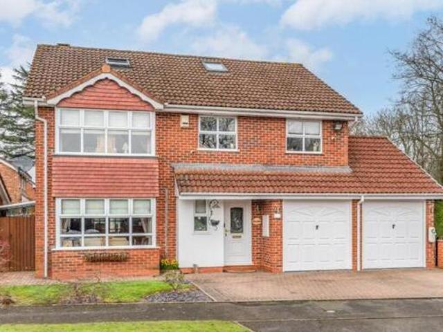 House for sale in Redditch, Worcestershire