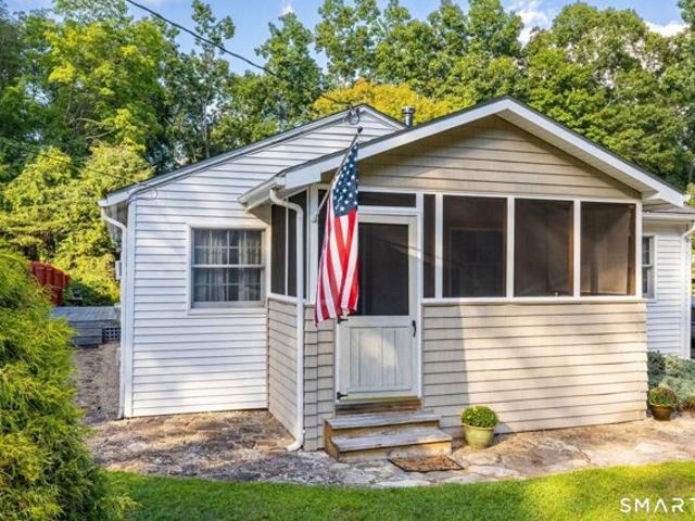 House for sale in Coventry Lake, Coventry