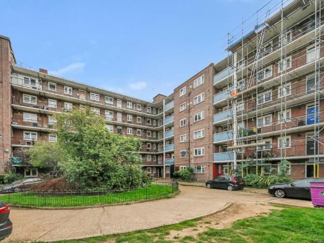 Apartment for rent in London Borough of Tower Hamlets, Greater London