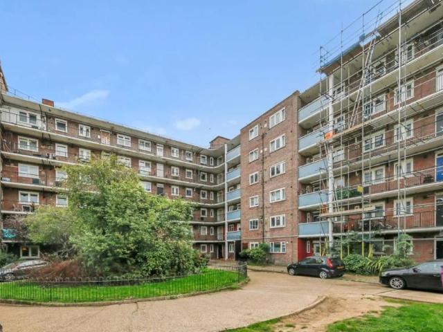 House for rent in London Borough of Tower Hamlets, Greater London