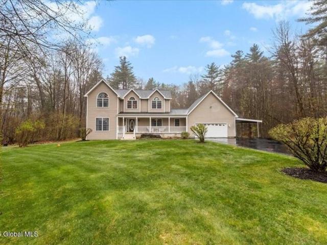 House for sale in Fort Edward
