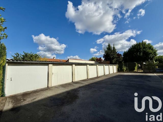 Garage vente à Nantes, Rezé